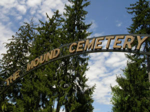 Mound Cemetery entrance
